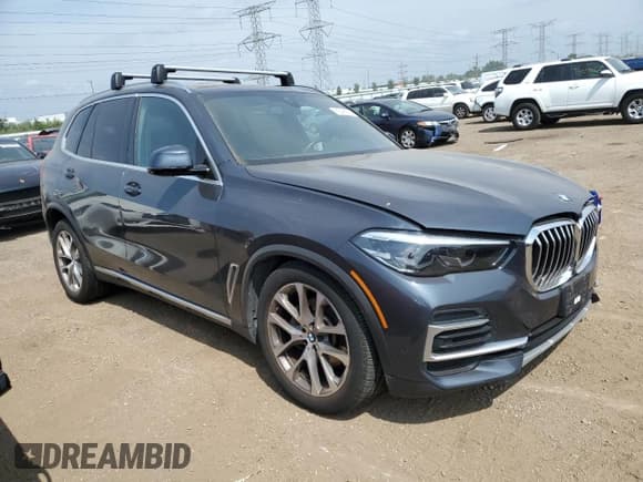 ✅ 2022 BMW X5 xDrive40i • VIN: 5UXCR6C08N9K10560 • Lot: 67481185. Wystawiony na Copart z przebiegiem 31 886 mil. Bezpłatny archiwum sprzedaży aukcyjnych z USA i szczegółowy raport historii pojazdu na DreamBid. Zdjęcie 4.