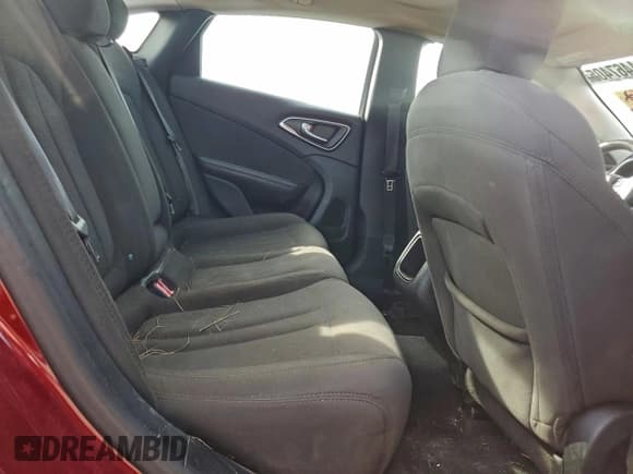 ✅ 2015 Chrysler 200 Limited • VIN: 1C3CCCAB3FN589910 • Lot: 94467405. Listed on Copart with 224,872 mi. Free auction sales archive from the USA and detailed vehicle history report at DreamBid. Image 10.