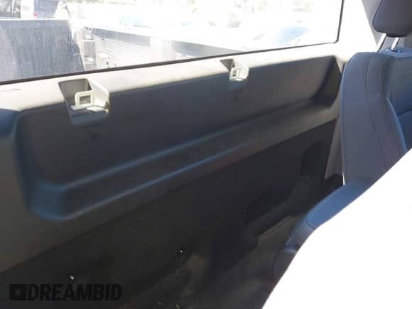 2021 Chevrolet Silverado 1500 Work Truck z VIN 3GCNWAEF8MG443375, wystawiony jako IAAI lot #43446311 z przebiegiem 66 704 mil mil oraz . Historia ofert i sprzedaży dostępna na DreamBid. Obrazek 8.