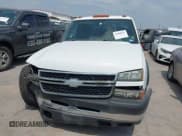 ✅ 2006 Chevrolet Silverado 2500HD LT2 • VIN: 1GCHK29U16E207166 • Lot: 42068401. Listed on IAAI with 105,646 mi. Free auction sales archive from the USA and detailed vehicle history report at DreamBid. Image 13.