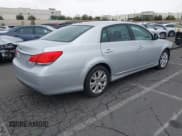 ✅ 2012 Toyota Avalon • VIN: 4T1BK3DB7CU449944 • Lot: 40809208. Wystawiony na IAAI z przebiegiem 113 676 mil. Bezpłatny archiwum sprzedaży aukcyjnych z USA i szczegółowy raport historii pojazdu na DreamBid. Zdjęcie 4.