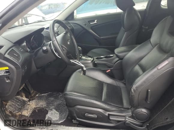 ✅ 2011 Hyundai Genesis Coupe Grand Touring • VIN: KMHHU6KH0BU045993 • Lot: 53572805. Wystawiony na Copart z przebiegiem 61 244 mil. Bezpłatny archiwum sprzedaży aukcyjnych z USA i szczegółowy raport historii pojazdu na DreamBid. Zdjęcie 7.