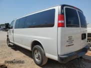 ✅ 2023 Chevrolet Express Passenger LS • VIN: 1GAZGNFP6P1175077 • Лот: 67916425. Опубликован ранее на Copart с пробегом 48 123 миль. Бесплатный доступ к архиву аукционных продаж из США и подробный отчёт об истории автомобиля на DreamBid. Изображение 2.