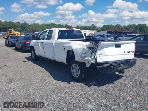 ✅ 2021 Toyota Tundra SR • VIN: 5TFCY5F10MX027263 • Lot: 42963423. Listed on IAAI with 27,429 mi. Free auction sales archive from the USA and detailed vehicle history report at DreamBid. Image 3.
