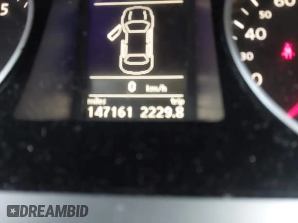 ✅ 2009 Volkswagen CC Sport • VIN: WVWML73C89E568651 • Lot: 43838152. Wystawiony na IAAI z przebiegiem 147 161 mil. Bezpłatny archiwum sprzedaży aukcyjnych z USA i szczegółowy raport historii pojazdu na DreamBid. Zdjęcie 7.