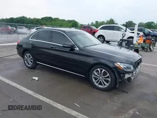 ✅ 2017 Mercedes-Benz C 300 • VIN: WDDWF4KB5HR229057 • Lot: 42341313. Wystawiony na IAAI z przebiegiem 90 704 mil. Bezpłatny archiwum sprzedaży aukcyjnych z USA i szczegółowy raport historii pojazdu na DreamBid. Zdjęcie 1.