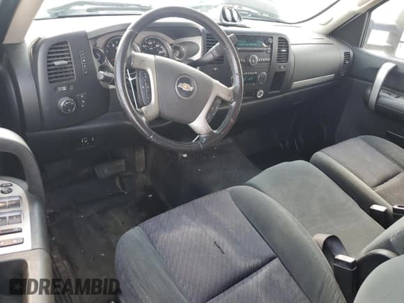 ✅ 2007 Chevrolet Silverado 2500HD 2LT • VIN: 1GCHK29697E547927 • Lot: 69598004. Listed on Copart with 232,285 mi. Free auction sales archive from the USA and detailed vehicle history report at DreamBid. Image 8.