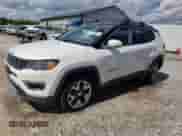 2018 Jeep Compass Limited с VIN 3C4NJDCB1JT354394, выставлен на аукционе Copart как лот 71119845 с пробегом 96 455 миль миль и Списание • Salvage title. История ставок и продаж доступна на DreamBid. Изображение 1.