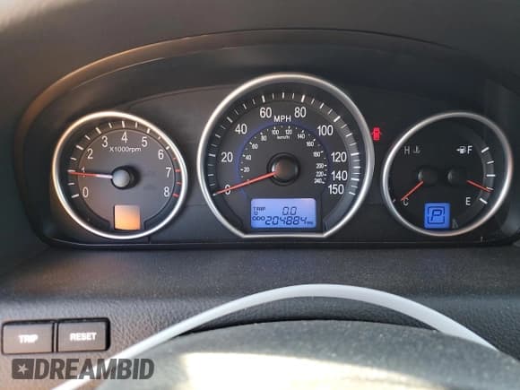 ✅ 2008 Hyundai Veracruz GLS • VIN: KM8NU13C58U073564 • Lot: 87407005. Listed on Copart with 204,884 mi. Free auction sales archive from the USA and detailed vehicle history report at DreamBid. Image 9.