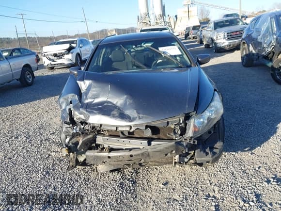 ✅ 2012 Honda Accord LX • VIN: 1HGCP2F34CA021018 • Lot: 43689372. Wystawiony na IAAI z przebiegiem 236 376 mil. Bezpłatny archiwum sprzedaży aukcyjnych z USA i szczegółowy raport historii pojazdu na DreamBid. Zdjęcie 12.