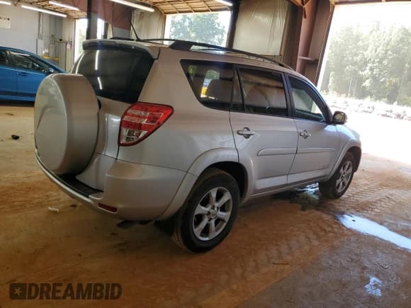 ✅ 2011 Toyota RAV4 Limited • VIN: 2T3YF4DVXBW059036 • Lot: 81411265. Wystawiony na Copart z przebiegiem 100 909 mil. Bezpłatny archiwum sprzedaży aukcyjnych z USA i szczegółowy raport historii pojazdu na DreamBid. Zdjęcie 3.