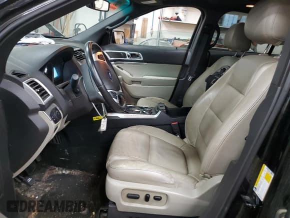 ✅ 2014 Ford Explorer XLT • VIN: 1FM5K8D89EGA90239 • Lot: 52592395. Wystawiony na Copart z przebiegiem 195 583 mil. Bezpłatny archiwum sprzedaży aukcyjnych z USA i szczegółowy raport historii pojazdu na DreamBid. Zdjęcie 7.