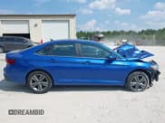 ✅ 2024 Volkswagen Jetta SE • VIN: 3VWEM7BU9RM056299 • Lot: 43266641. Wystawiony na IAAI z przebiegiem 37 972 mil. Bezpłatny archiwum sprzedaży aukcyjnych z USA i szczegółowy raport historii pojazdu na DreamBid. Zdjęcie 14.