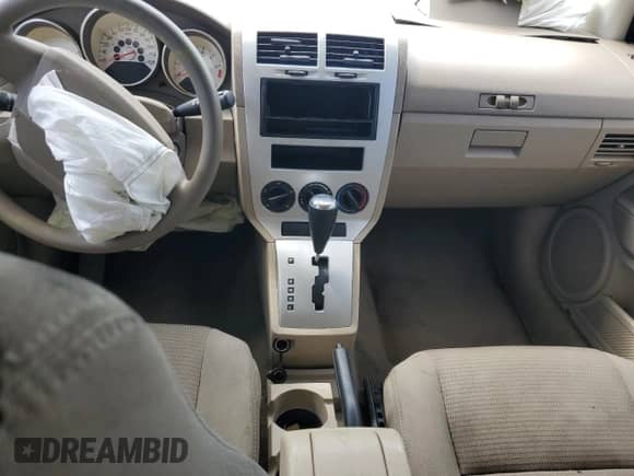 2009 Dodge Caliber SXT с VIN 1B3HB48AX9D200473, выставлен на аукционе Copart как лот 69852734 с пробегом 79 753 миль миль и Списание • Salvage title. История ставок и продаж доступна на DreamBid. Изображение 8.