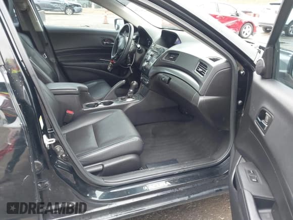 ✅ 2014 Acura ILX • VIN: 19VDE1F31EE008545 • Lot: 43809043. Listed on IAAI with 77,947 mi. Free auction sales archive from the USA and detailed vehicle history report at DreamBid. Image 5.