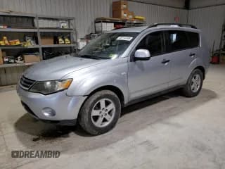 ✅ 2007 Mitsubishi Outlander LS • VIN: JA4MT31XX7U001109 • Lot: 48114145. Listed on Copart with 280,829 mi. Free auction sales archive from the USA and detailed vehicle history report at DreamBid. Image 1.