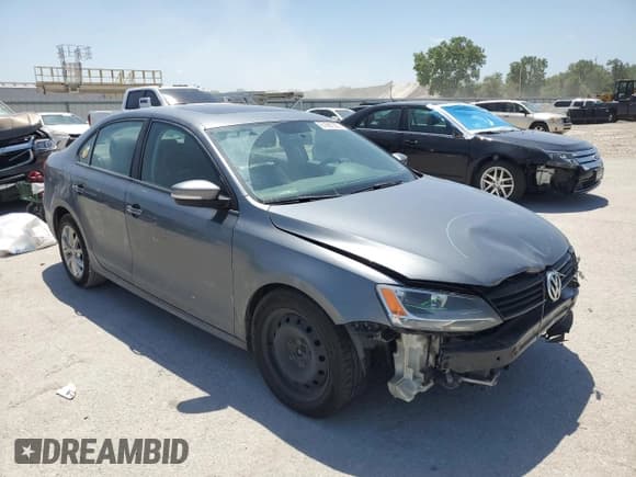 ✅ 2011 Volkswagen Jetta SE • VIN: 3VWDX7AJXBM306665 • Lot: 61987355. Listed on Copart with 155,404 mi. Free auction sales archive from the USA and detailed vehicle history report at DreamBid. Image 4.
