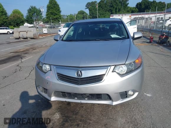 ✅ 2011 Acura TSX • VIN: JH4CU2F69BC016528 • Lot: 42413585. Listed on IAAI with 183,464 mi. Free auction sales archive from the USA and detailed vehicle history report at DreamBid. Image 12.
