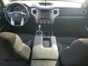 ✅ 2017 Toyota Tundra SR5 • VIN: 5TFEY5F13HX223809 • Лот: 45572755. Опубликован ранее на Copart с пробегом 83 249 миль. Бесплатный доступ к архиву аукционных продаж из США и подробный отчёт об истории автомобиля на DreamBid. Изображение 8.