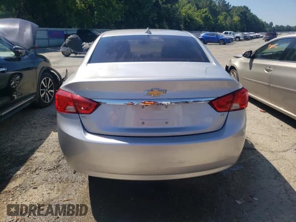 ✅ 2018 Chevrolet Impala LT • VIN: 2G1105S34J9164716 • Лот: 58120014. Опубликован ранее на Copart с пробегом 125 918 миль. Бесплатный доступ к архиву аукционных продаж из США и подробный отчёт об истории автомобиля на DreamBid. Изображение 6.