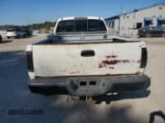 ✅ 2000 Toyota Tundra SR5 • VIN: 5TBRT3411YS001808 • Лот: 93448505. Опубликован ранее на Copart с пробегом 328 762 миль. Бесплатный доступ к архиву аукционных продаж из США и подробный отчёт об истории автомобиля на DreamBid. Изображение 6.