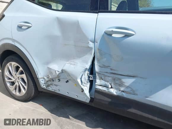 2023 Chevrolet Bolt EUV LT с VIN 1G1FY6S03P4123404, выставлен на аукционе IAAI как лот 43394743 с пробегом 13 257 миль миль и . История ставок и продаж доступна на DreamBid. Изображение 6.