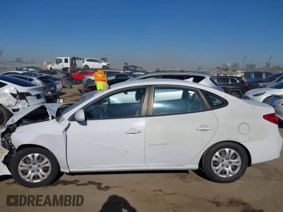 2010 Hyundai Elantra SE with VIN KMHDU4ADXAU039165, listed as a IAAI auction lot 42693043 with 114,804 mi miles and . Bid and sale history available at DreamBid. Image 14.