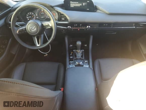 ✅ 2025 Mazda 3 S Preferred • VIN: 3MZBPACM2SM469175 • Лот: 82246265. Опубликован ранее на Copart с пробегом 7 065 миль. Бесплатный доступ к архиву аукционных продаж из США и подробный отчёт об истории автомобиля на DreamBid. Изображение 8.