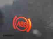 2003 Chevrolet Malibu LS z VIN 1G1NE52J63M721617, wystawiony jako IAAI lot #41732035 z przebiegiem 109 318 mil mil oraz . Historia ofert i sprzedaży dostępna na DreamBid. Obrazek 14.