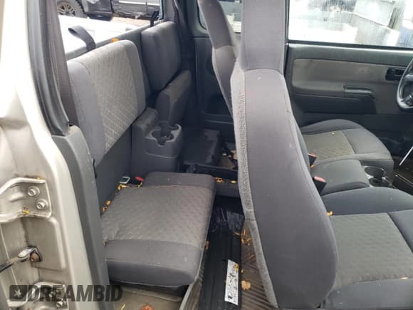 ✅ 2004 GMC Canyon SLE Z71 • VIN: 1GTDT196548219517 • Лот: 75623744. Опубликован ранее на Copart с пробегом 180 237 миль. Бесплатный доступ к архиву аукционных продаж из США и подробный отчёт об истории автомобиля на DreamBid. Изображение 10.