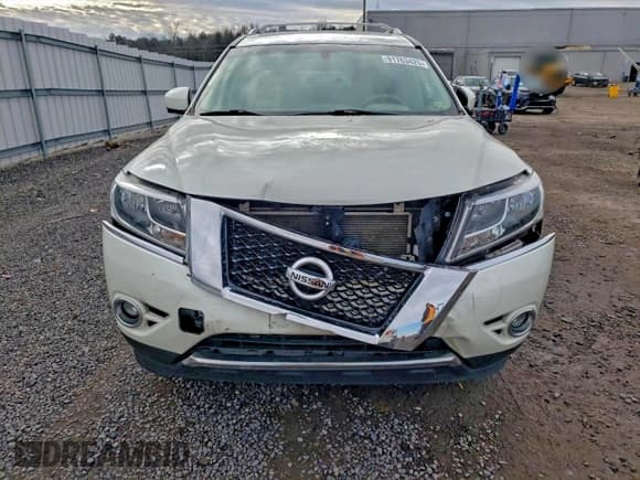 ✅ 2015 Nissan Pathfinder Platinum • VIN: 5N1AR2MM7FC645265 • Lot: 91763425. Listed on Copart with 121,096 mi. Free auction sales archive from the USA and detailed vehicle history report at DreamBid. Image 5.