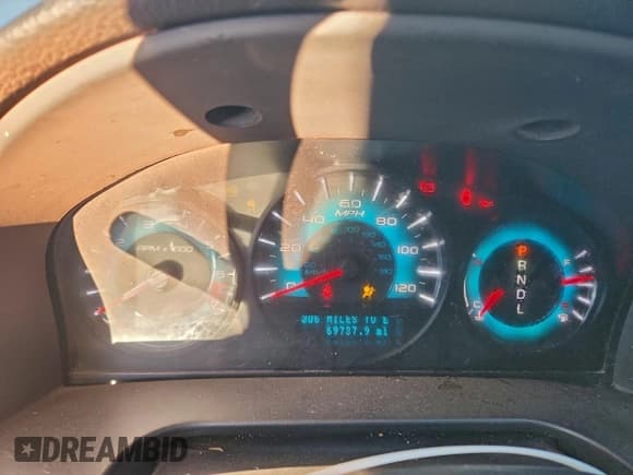 ✅ 2010 Ford Fusion SE • VIN: 3FAHP0HA2AR165972 • Lot: 91915205. Wystawiony na Copart z przebiegiem 69 737 mil. Bezpłatny archiwum sprzedaży aukcyjnych z USA i szczegółowy raport historii pojazdu na DreamBid. Zdjęcie 9.