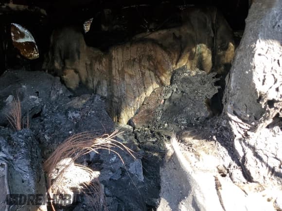 ✅ 2019 Jeep Cherokee Latitude • VIN: 1C4PJMCX5KD127138 • Lot: 90690175. Listed on Copart with Not provided. Free auction sales archive from the USA and detailed vehicle history report at DreamBid. Image 10.