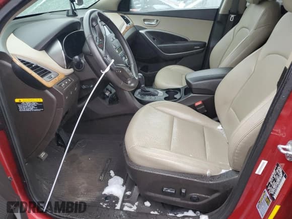 ✅ 2015 Hyundai Santa Fe Limited • VIN: 5XYZUDLAXFG267544 • Lot: 83874644. Wystawiony na Copart z przebiegiem 52 419 mil. Bezpłatny archiwum sprzedaży aukcyjnych z USA i szczegółowy raport historii pojazdu na DreamBid. Zdjęcie 7.