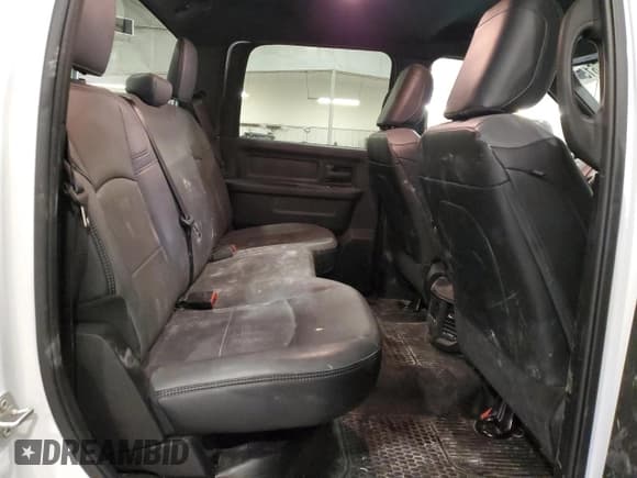 ✅ 2024 Ram 3500 Tradesman • VIN: 3C63R3GJ3RG150249 • Лот: 48812615. Опубликован ранее на Copart с пробегом 10 690 миль. Бесплатный доступ к архиву аукционных продаж из США и подробный отчёт об истории автомобиля на DreamBid. Изображение 10.