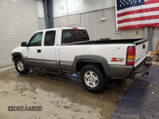 2000 Chevrolet Silverado 1500 LS z VIN 2GCEK19T7Y1274900, wystawiony jako Copart lot #85154095 z przebiegiem 180 090 mil mil oraz Czysty tytuł • Clean title. Historia ofert i sprzedaży dostępna na DreamBid. Obrazek 2.