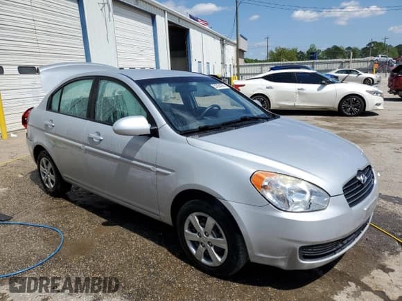 ✅ 2009 Hyundai Accent Auto GLS • VIN: KMHCN46C09U346333 • Лот: 51064385. Опубликован ранее на Copart с пробегом 36 804 миль. Бесплатный доступ к архиву аукционных продаж из США и подробный отчёт об истории автомобиля на DreamBid. Изображение 4.