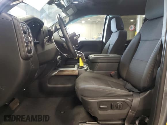 ✅ 2019 Chevrolet Silverado 1500 RST • VIN: 1GCRYEED0KZ348551 • Лот: 71456725. Опубликован ранее на Copart с пробегом 34 255 миль. Бесплатный доступ к архиву аукционных продаж из США и подробный отчёт об истории автомобиля на DreamBid. Изображение 7.