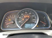 ✅ 2015 Toyota RAV4 Limited • VIN: 2T3DFREV5FW371376 • Lot: 84246635. Wystawiony na Copart z przebiegiem 195 967 mil. Bezpłatny archiwum sprzedaży aukcyjnych z USA i szczegółowy raport historii pojazdu na DreamBid. Zdjęcie 9.