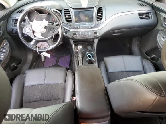 ✅ 2019 Chevrolet Impala LT • VIN: 1G11Z5S34KU129720 • Лот: 68678984. Опубликован ранее на Copart с пробегом 171 555 миль. Бесплатный доступ к архиву аукционных продаж из США и подробный отчёт об истории автомобиля на DreamBid. Изображение 8.