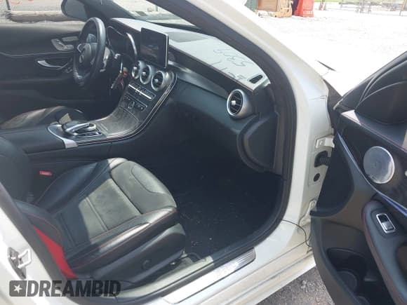 ✅ 2016 Mercedes-Benz C 450 AMG • VIN: 55SWF6EB9GU124008 • Лот: 42795309. Опубликован ранее на IAAI с пробегом 88 689 миль. Бесплатный доступ к архиву аукционных продаж из США и подробный отчёт об истории автомобиля на DreamBid. Изображение 5.