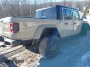 ✅ 2020 Jeep Gladiator Overland • VIN: 1C6HJTFG4LL169647 • Lot: 41339933. Listed on IAAI with 85,246 mi. Free auction sales archive from the USA and detailed vehicle history report at DreamBid. Image 4.