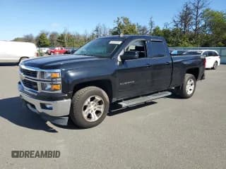 ✅ 2015 Chevrolet Silverado 1500 LT • VIN: 1GCVKREC3FZ225928 • Лот: 84655545. Опубликован ранее на Copart с пробегом 54 109 миль. Бесплатный доступ к архиву аукционных продаж из США и подробный отчёт об истории автомобиля на DreamBid. Изображение 1.