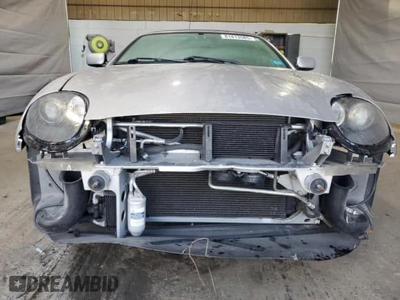 ✅ 2002 Aston Martin Vantage • VIN: SCFAB423X2K402372 • Lot: 81413585. Wystawiony na Copart z przebiegiem Nie podano. Bezpłatny archiwum sprzedaży aukcyjnych z USA i szczegółowy raport historii pojazdu na DreamBid. Zdjęcie 5.