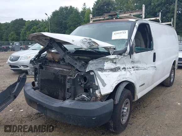 ✅ 2005 Chevrolet Express Cargo • VIN: 1GCGG25V051140061 • Лот: 42919743. Опубликован ранее на IAAI с пробегом 448 511 миль. Бесплатный доступ к архиву аукционных продаж из США и подробный отчёт об истории автомобиля на DreamBid. Изображение 6.