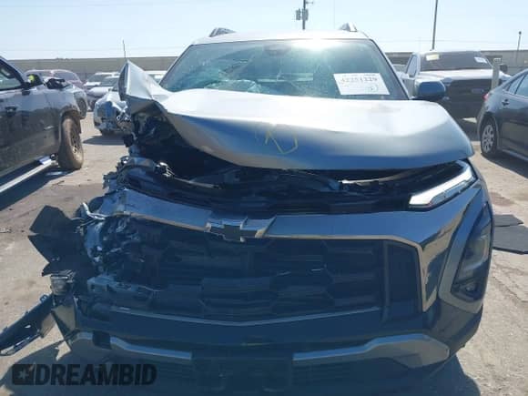 2025 Chevrolet Equinox FWD ACTIV с VIN 3GNAXKEGXSL201189, выставлен на аукционе IAAI как лот 42251229 с пробегом 6 962 миль миль и . История ставок и продаж доступна на DreamBid. Изображение 12.