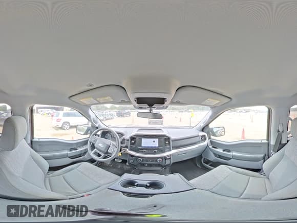 ✅ 2023 Ford F-150 XL • VIN: 1FTEW1C84PFB03747 • Lot: 68122855. Wystawiony na Copart z przebiegiem 51 876 mil. Bezpłatny archiwum sprzedaży aukcyjnych z USA i szczegółowy raport historii pojazdu na DreamBid. Zdjęcie 15.