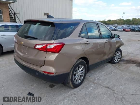 2019 Chevrolet Equinox LS с VIN 2GNAXSEV0K6175740, выставлен на аукционе IAAI как лот 43378037 с пробегом 68 892 миль миль и . История ставок и продаж доступна на DreamBid. Изображение 4.