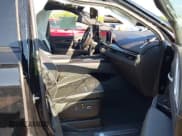 ✅ 2023 Cadillac Escalade 4WD Sport • VIN: 1GYS4EKL1PR484665 • Лот: 42658662. Опубликован ранее на IAAI с пробегом 45 772 миль. Бесплатный доступ к архиву аукционных продаж из США и подробный отчёт об истории автомобиля на DreamBid. Изображение 5.