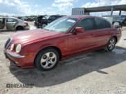 ✅ 2000 Jaguar S-Type V6 • VIN: SAJDA01C5YFL24451 • Lot: 61364055. Wystawiony na Copart z przebiegiem 142 296 mil. Bezpłatny archiwum sprzedaży aukcyjnych z USA i szczegółowy raport historii pojazdu na DreamBid. Zdjęcie 1.